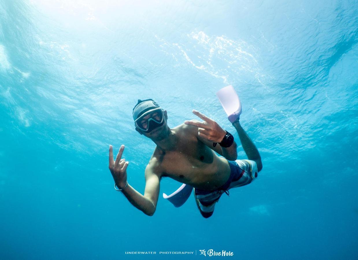 藍洞潛水blue Hole Dive Center Bed and Breakfast Heng-ch'un Eksteriør billede